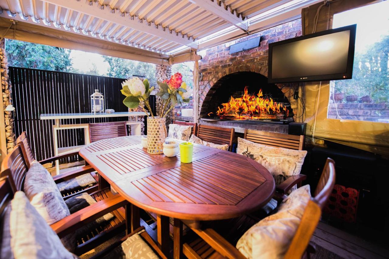 Cottonwood Guesthouse Oasis 블룸폰테인 외부 사진